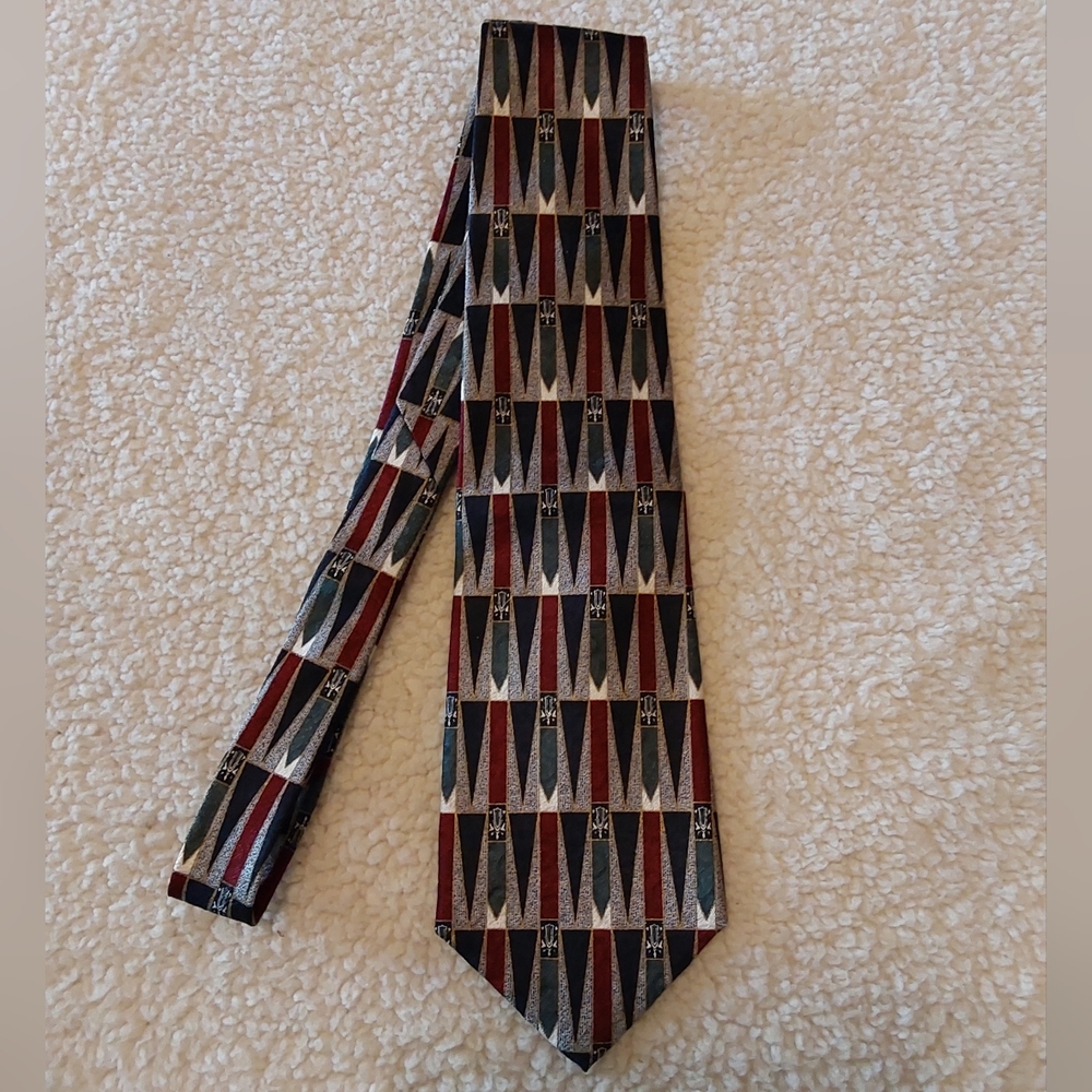 🌺 Mens Pierre Cardin Necktie